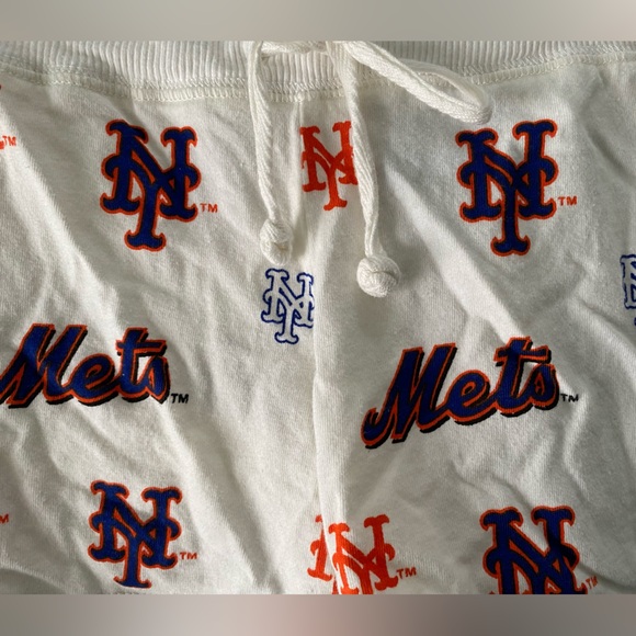 Concepts Sport MLB NY Mets Women’s Shorts Size S White w Blue & Orange Lettering - Picture 4 of 7